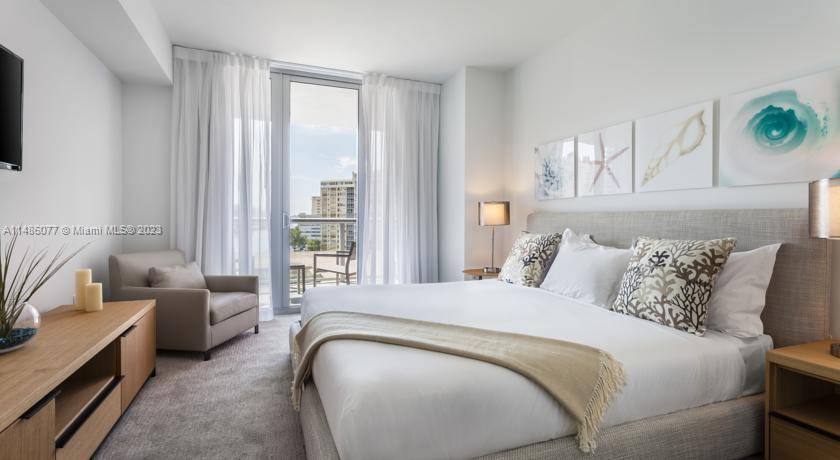 2602 E Hallandale Beach BlvdHallandale Beach - Condo/Co-Op/Seasonal,Apartment condo unit R310 - picture