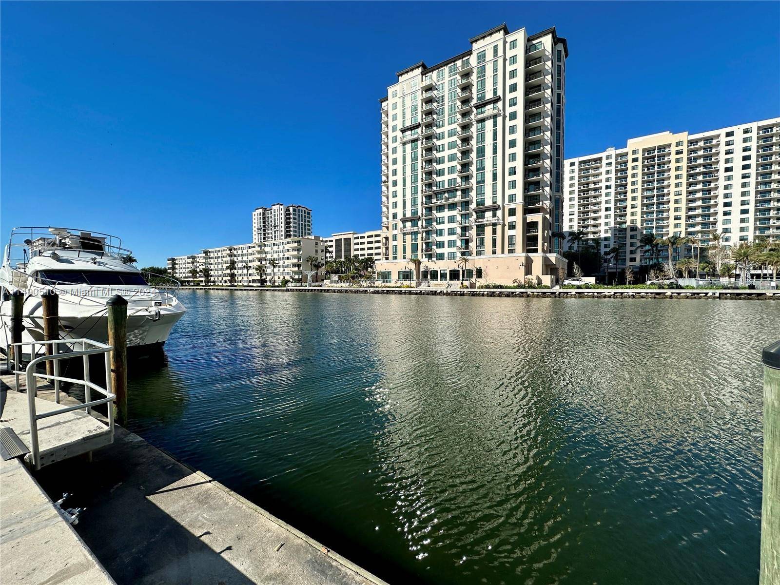500 Bayview DrSunny Isles Beach - Condo 5+ Stories,Condo condo unit 221 - picture