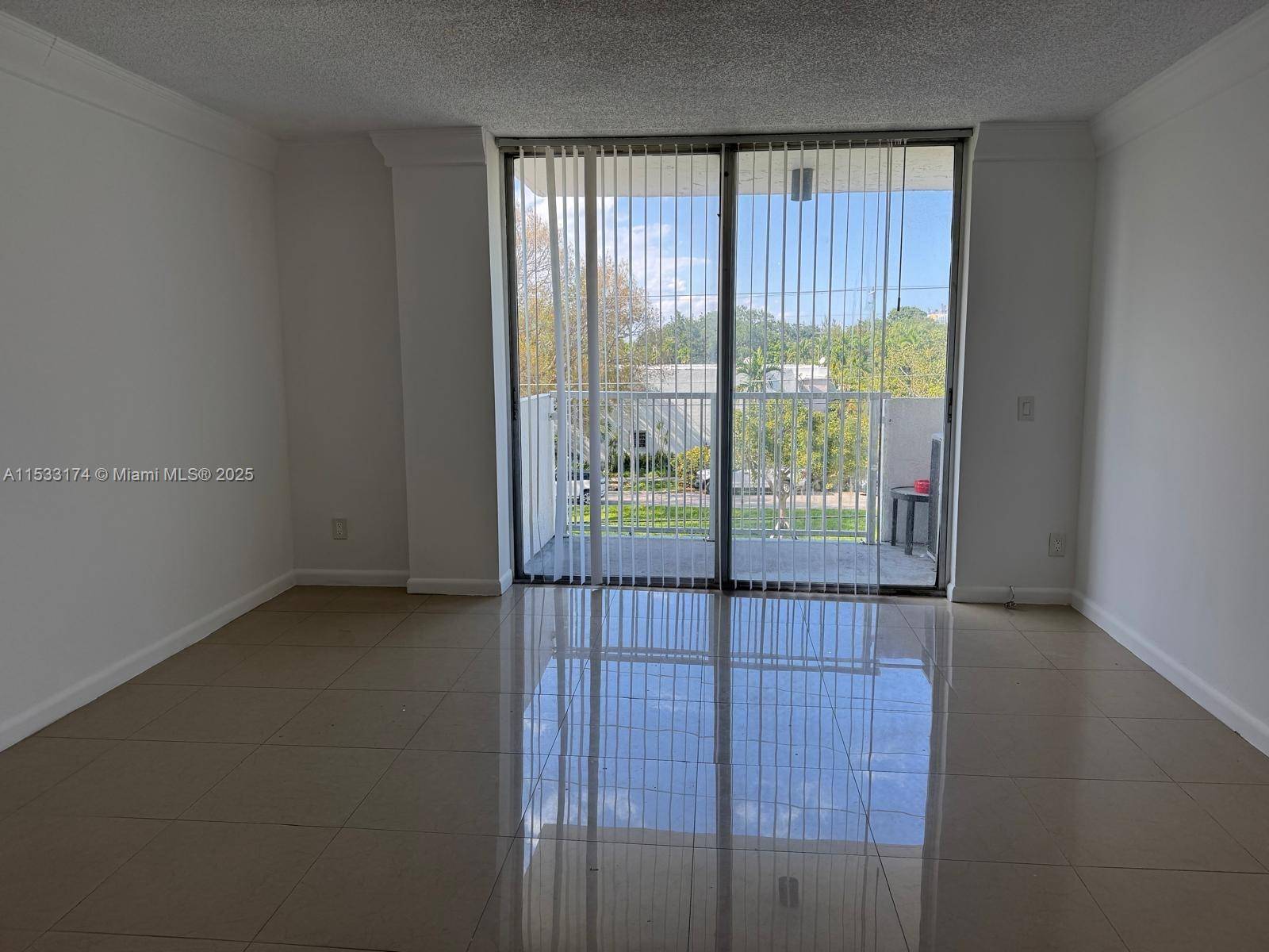 2020 NE 135th StNorth Miami - Condo 5+ Stories,Condo condo unit 303 - picture