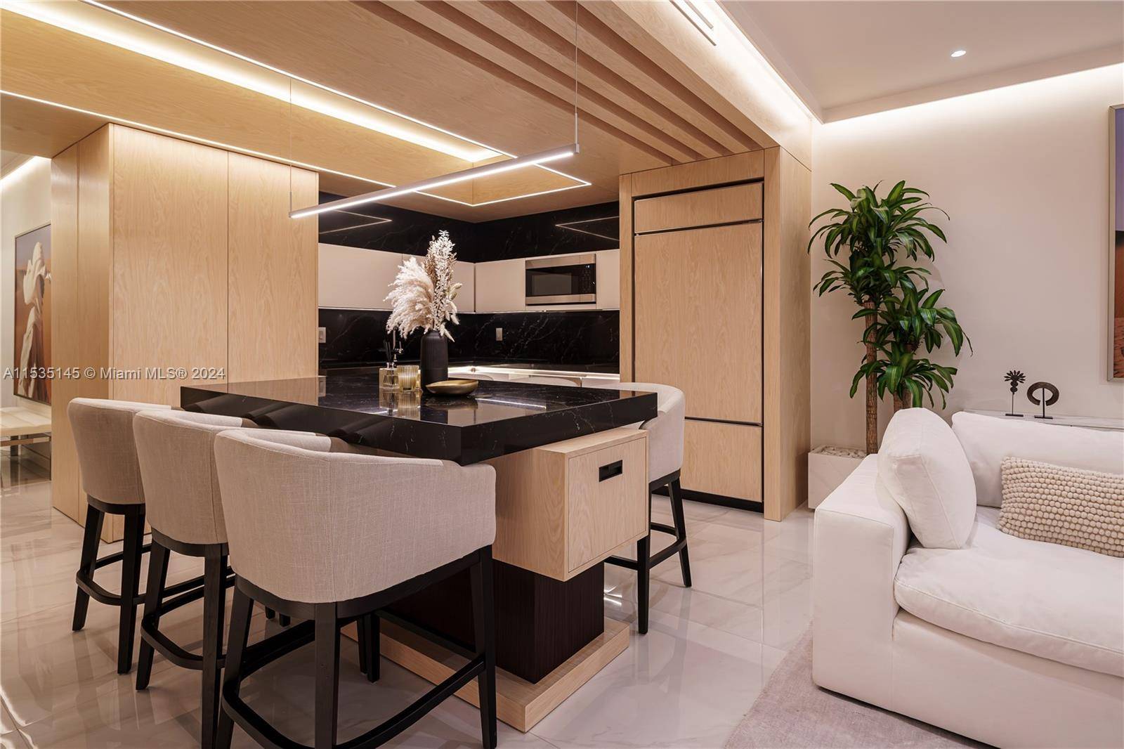 19115 Fisher Island DrMiami Beach - Condo/Co-Op/Seasonal,Condo condo unit 19115 - picture