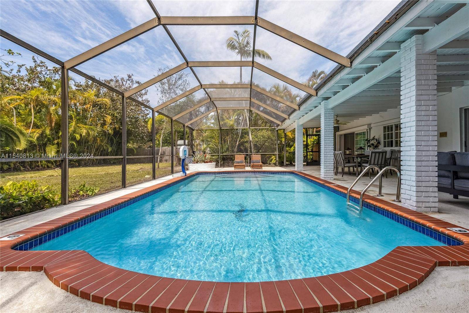 10130 SW 70th AvePinecrest - picture