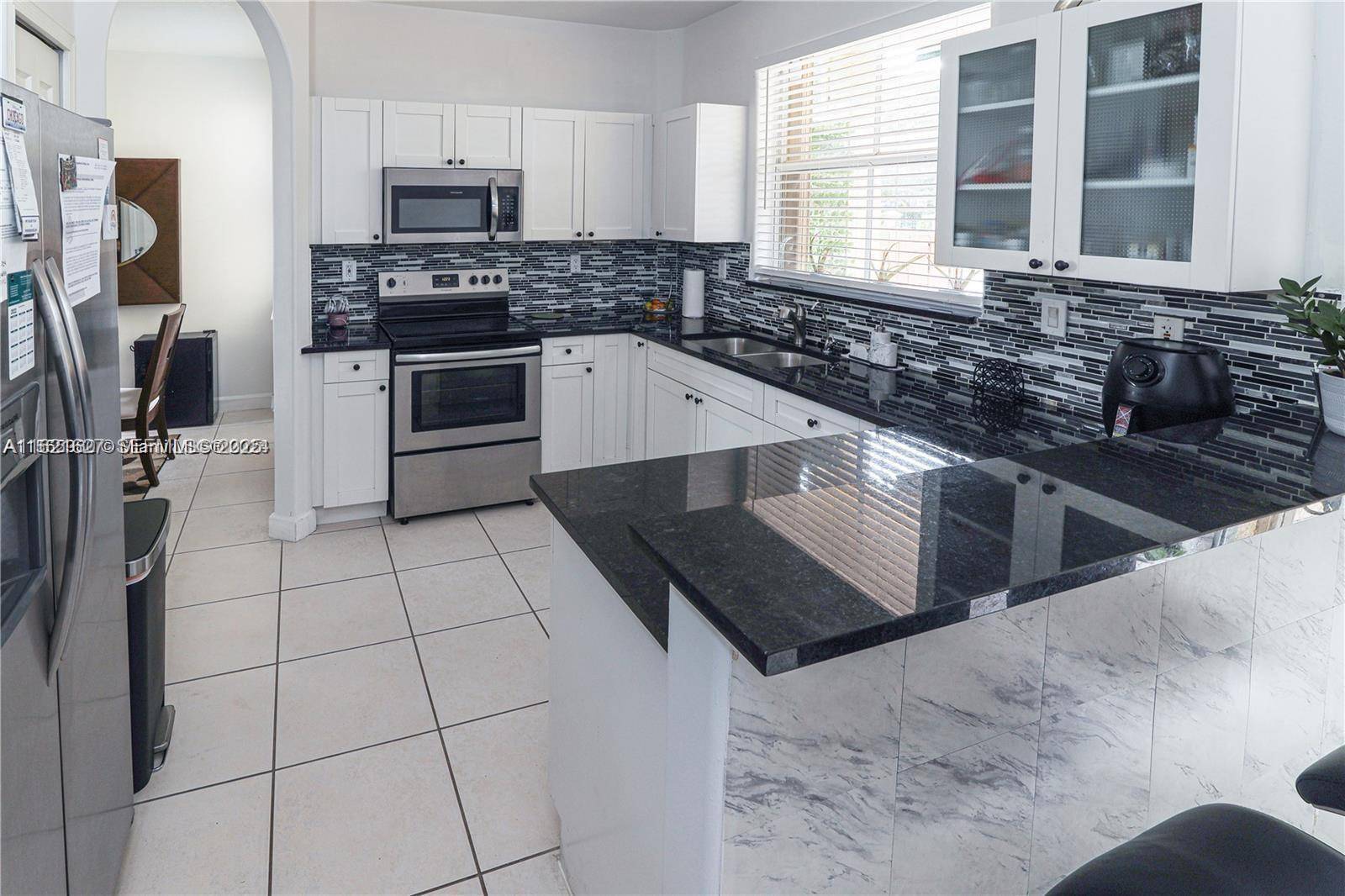 4866 NW 108th PsgeDoral - Townhouse/Villa-Seasonal,Townhouse condo unit 4866 - picture