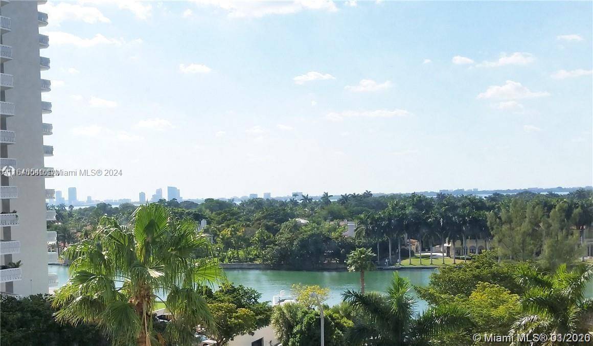 5555 Collins AveMiami Beach - Condo/Co-Op/Seasonal,Condo condo unit 7T - picture