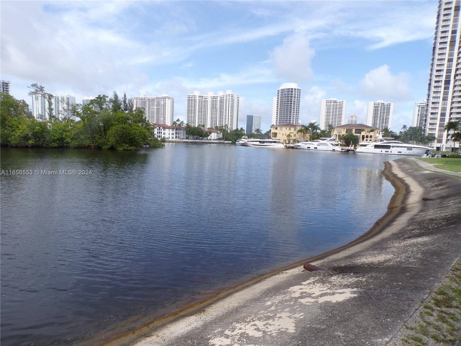 3030 Marcos DrAventura - Condo 5+ Stories,Condo condo unit T101 - picture