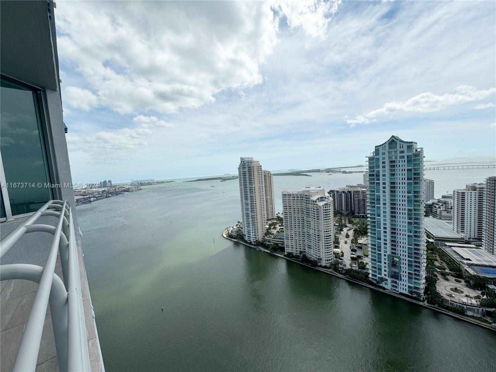325 S Biscayne BlvdMiami - Condo 5+ Stories,Condo condo unit LPH 19 - picture