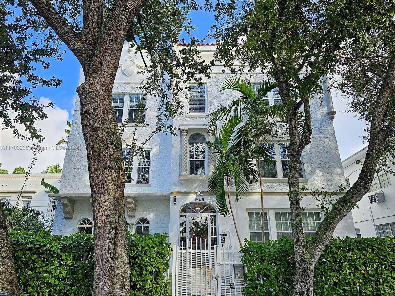 1559 Michigan AveMiami Beach - Condo 1-4 Stories,Condo condo unit 104 - picture