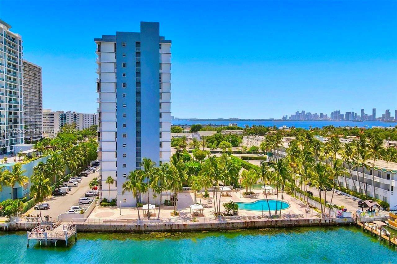 1865 79th St CswyNorth Bay Village - Condo 5+ Stories,Condo condo unit 5O - picture