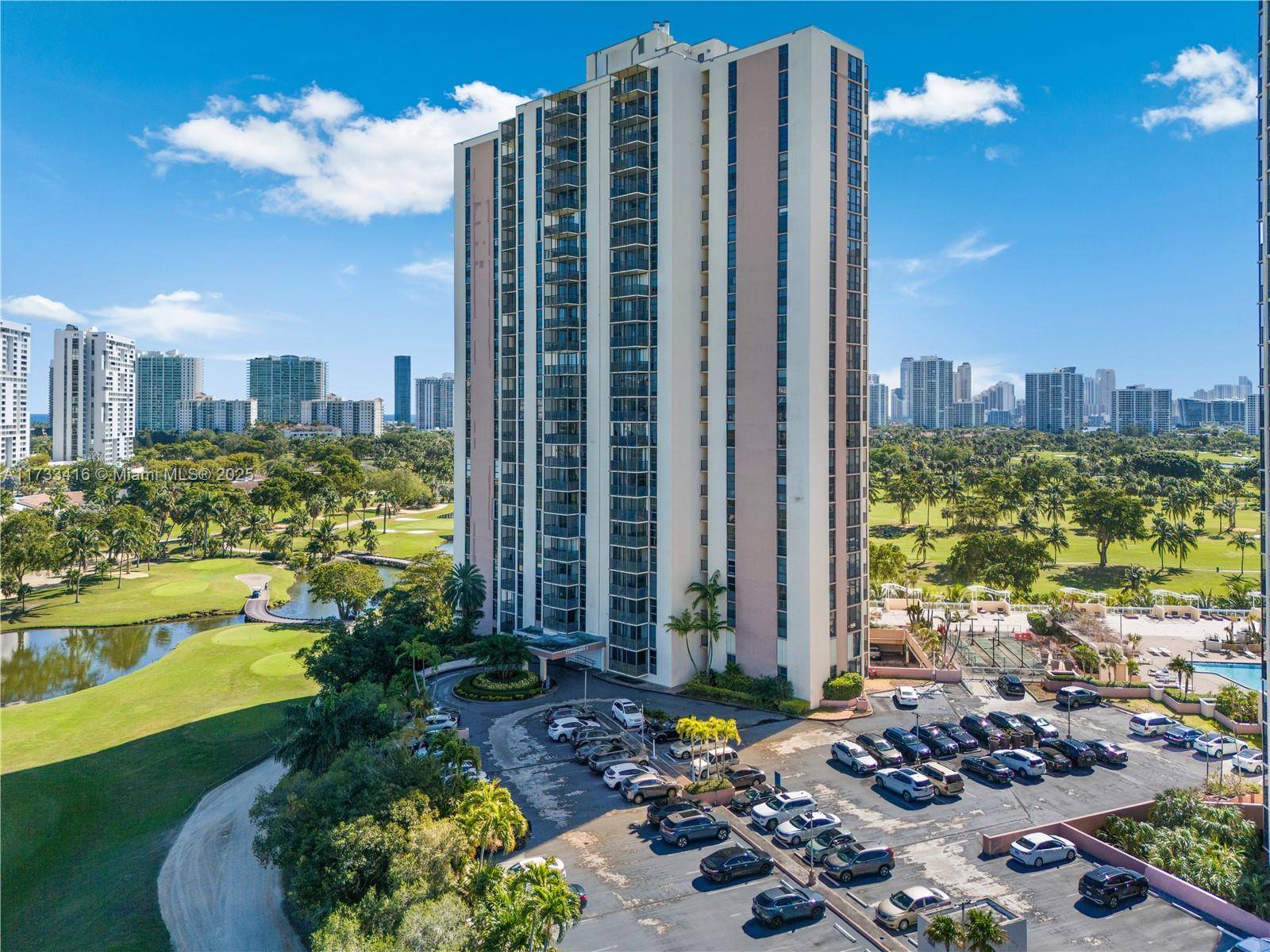 20379 W Country Club DrMiami - Condo 5+ Stories,Condo condo unit 939 - picture