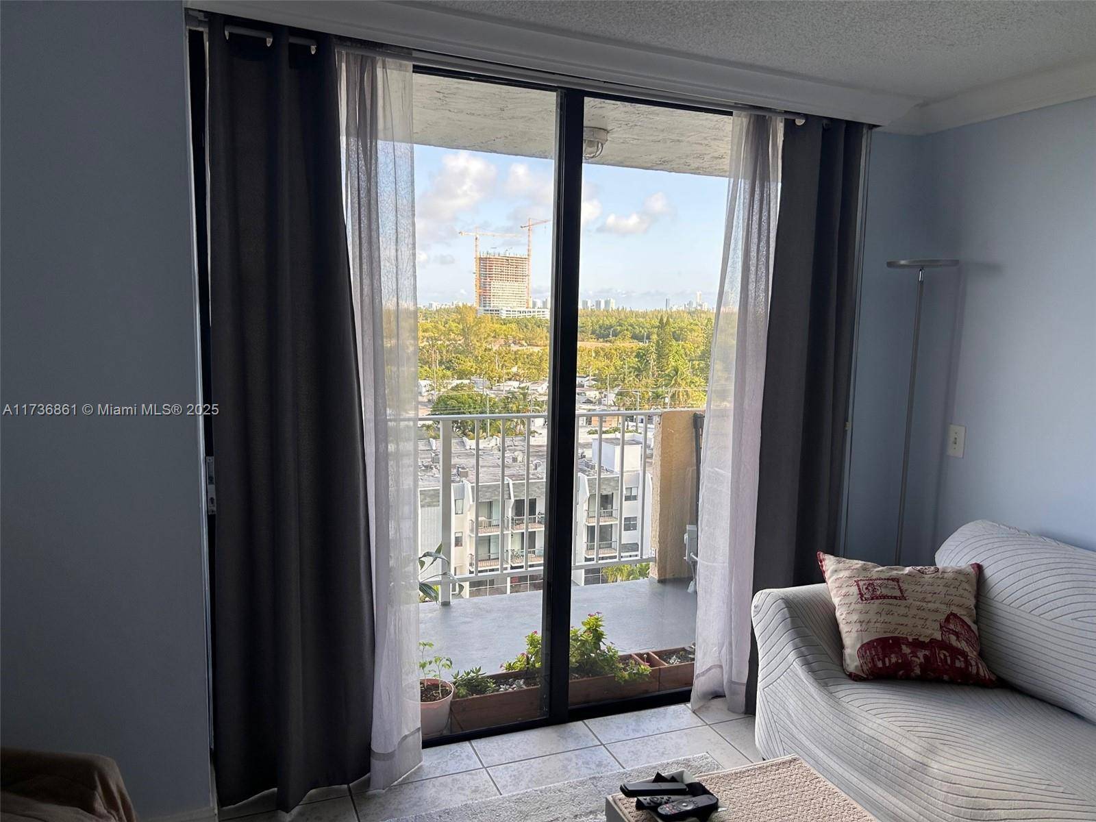 2350 NE 135th StNorth Miami - Condo 5+ Stories,Condo condo unit 903 - picture