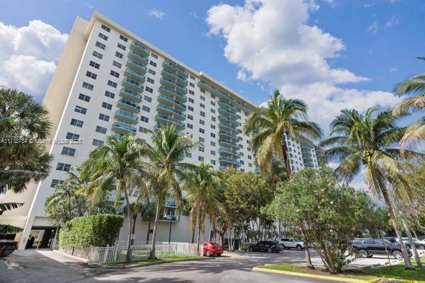 19390 Collins AveSunny Isles Beach - Condo 5+ Stories,Condo condo unit 817 - picture