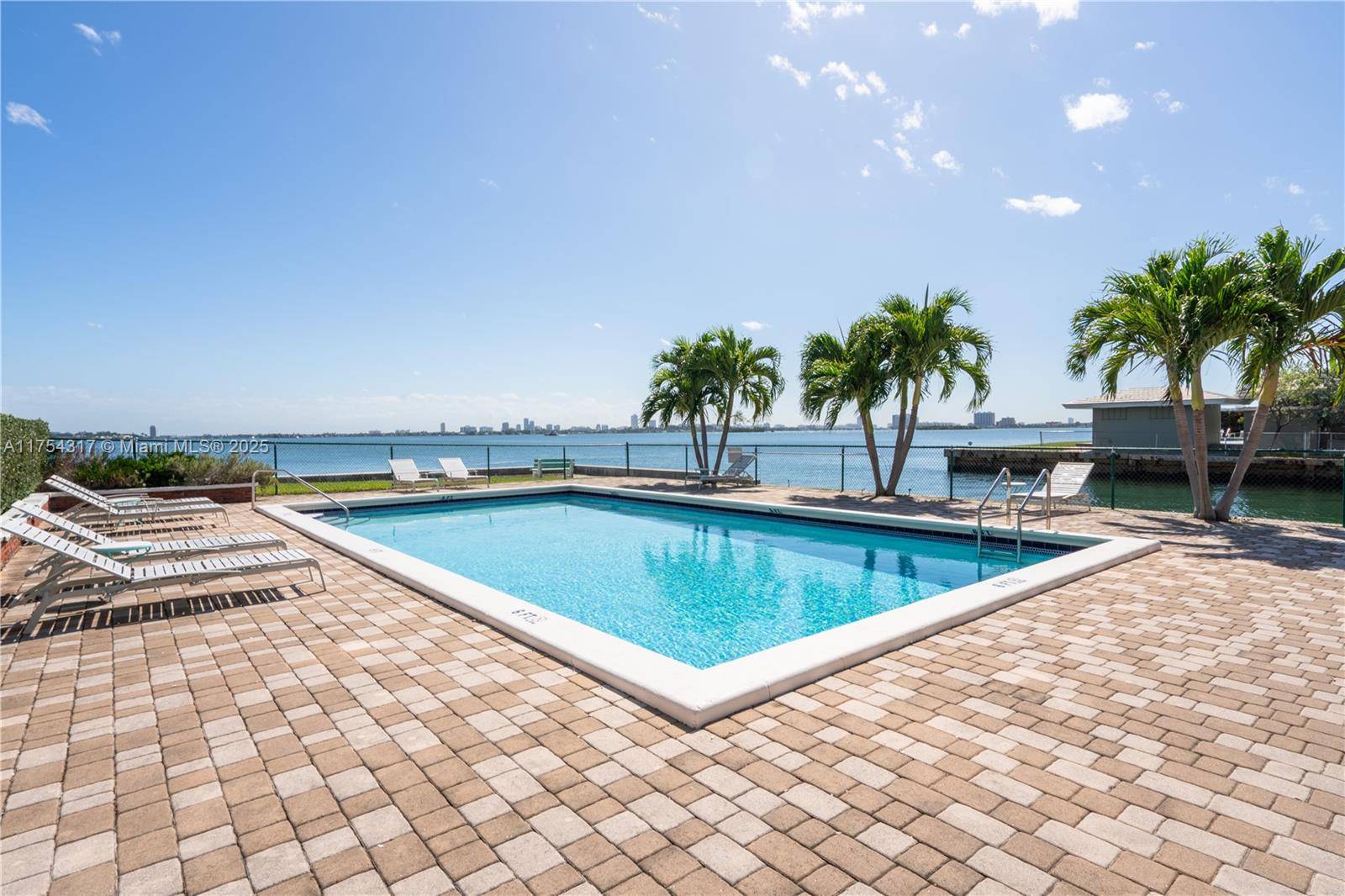 1700 NE 105th StMiami Shores - Condo 5+ Stories,Condo condo unit 216 - picture