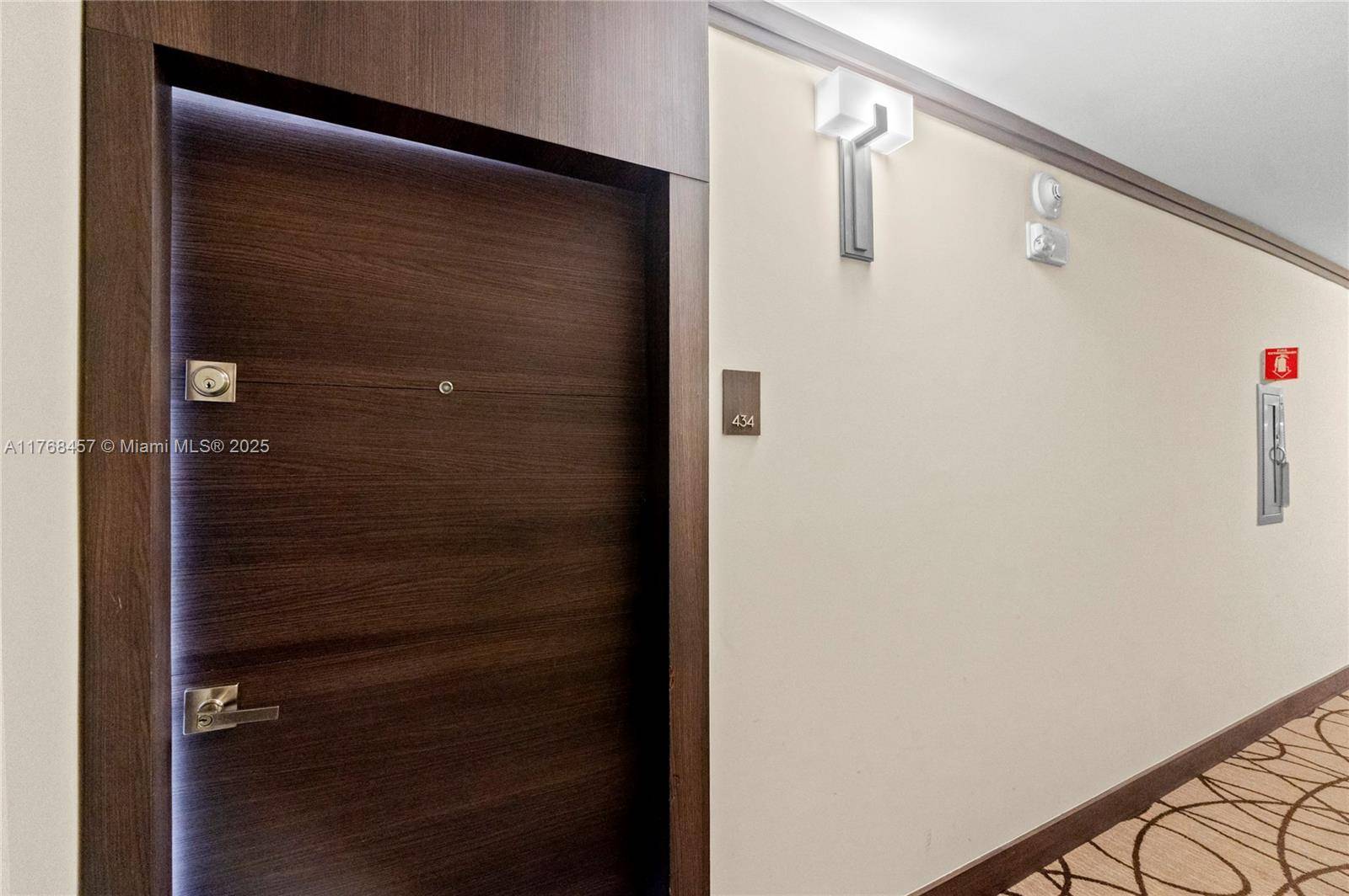 20505 E Country Club DrAventura - Condo 5+ Stories,Condo condo unit 434 - picture