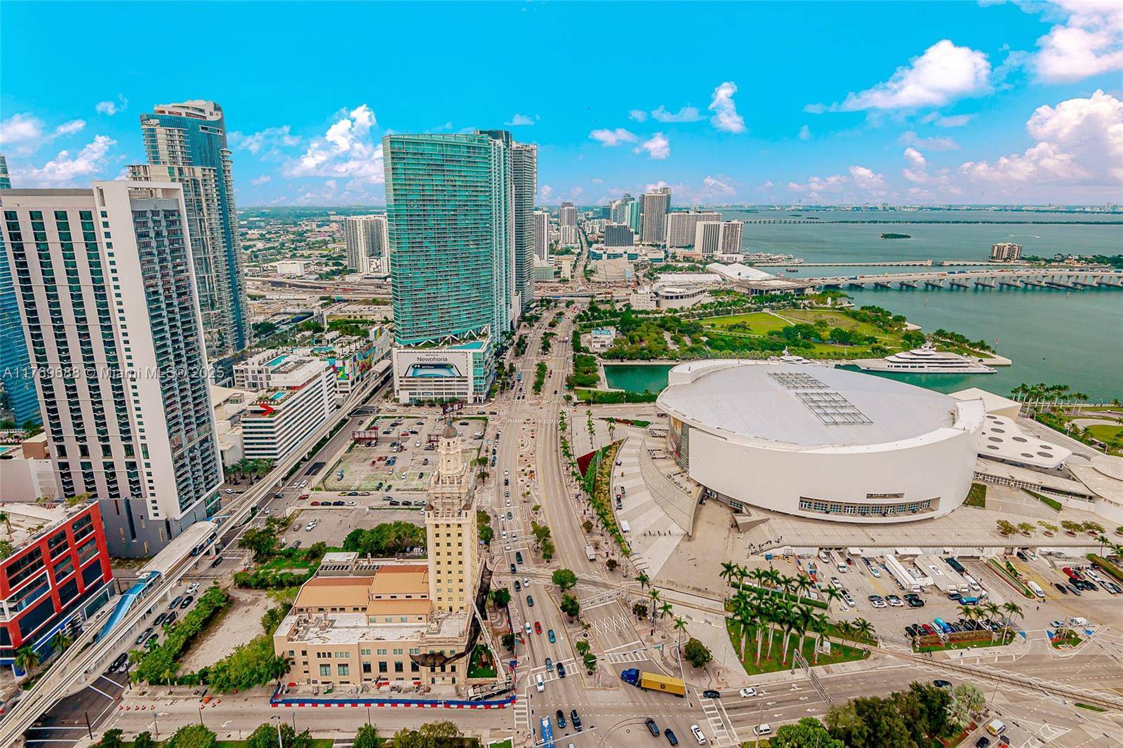 398 NE 5th StMiami - Condo/Co-Op/Annual,Condo condo unit 4008 - picture