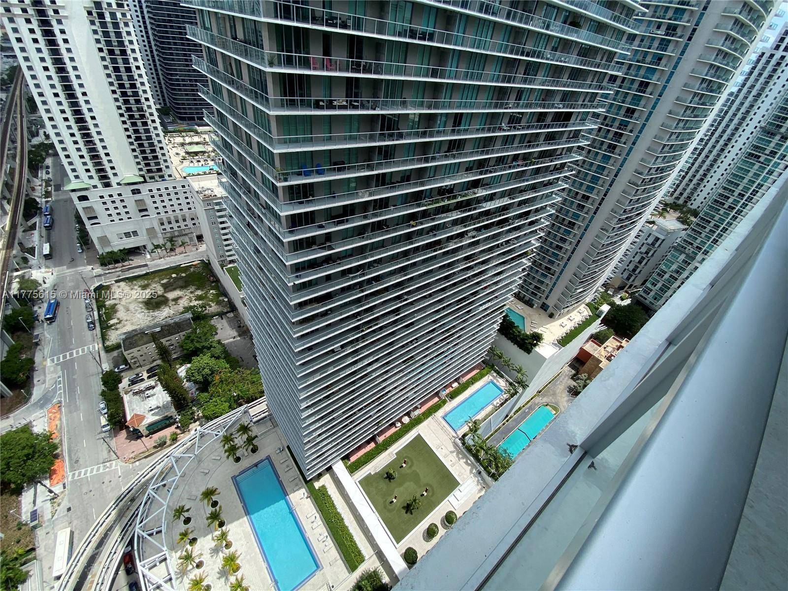 79 SW 12 STMiami - Condo 5+ Stories,Condo condo unit 3810-S - picture