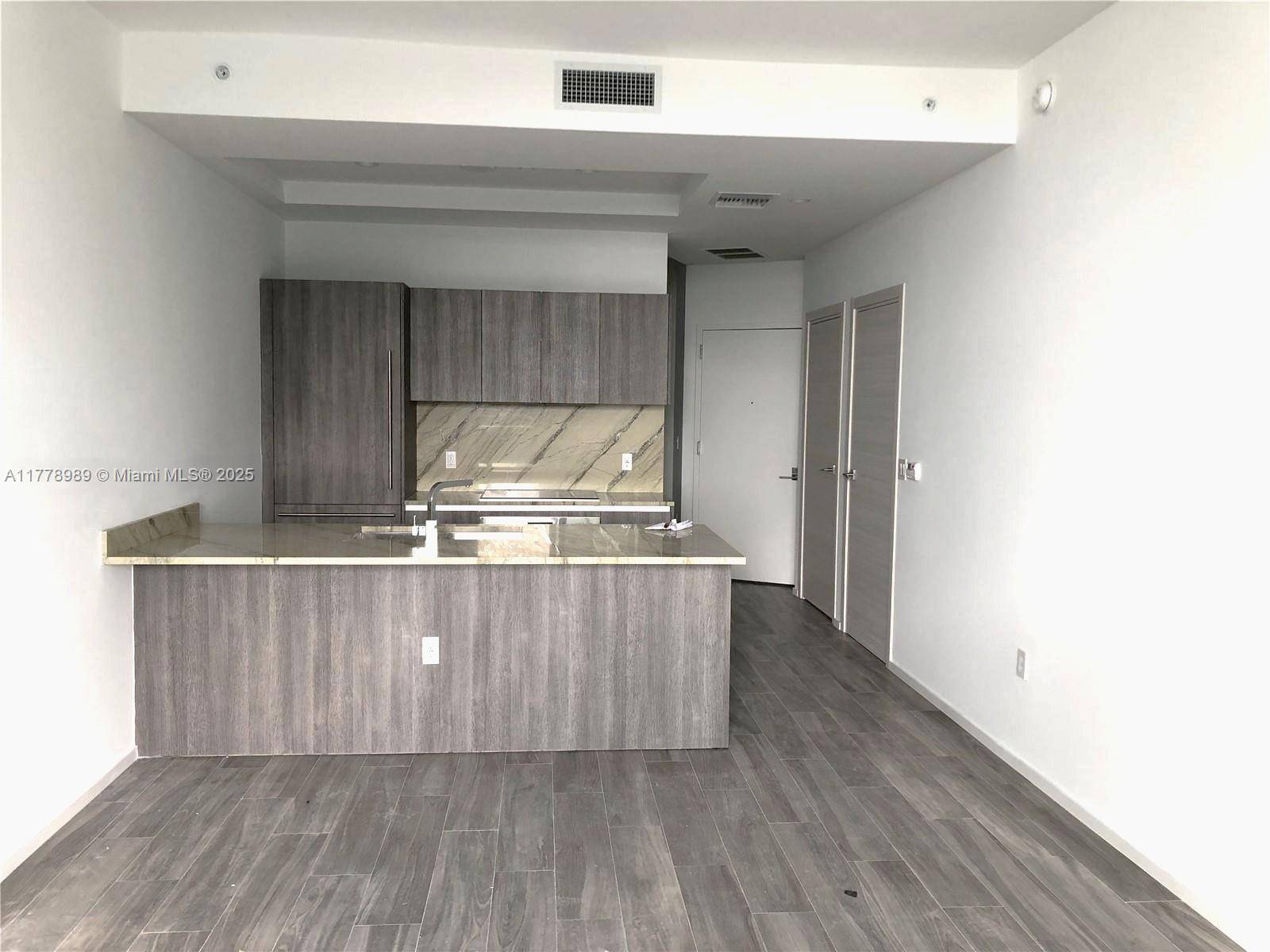 801 S Miami AveMiami - Condo 5+ Stories,Condo condo unit 5108 - picture