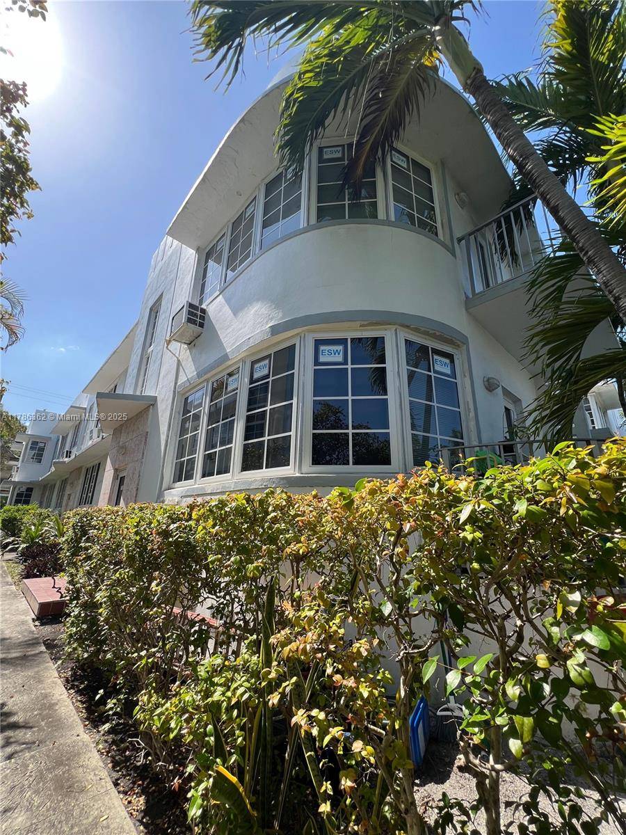 1136 Pennsylvania AveMiami Beach - Apartments-Annual,Apartment condo unit 12 - picture