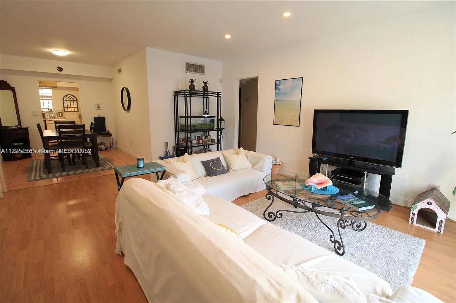 9260 Bay Harbor TerBay Harbor Islands - Condo 1-4 Stories,Condo condo unit 22 - picture