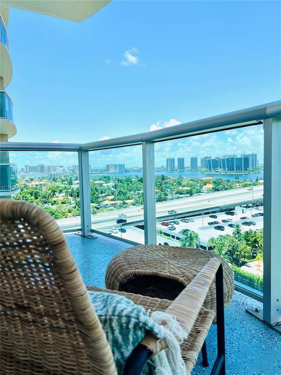 19370 Collins AveSunny Isles Beach - Condo/Co-Op/Seasonal,Apartment condo unit 1214 - picture