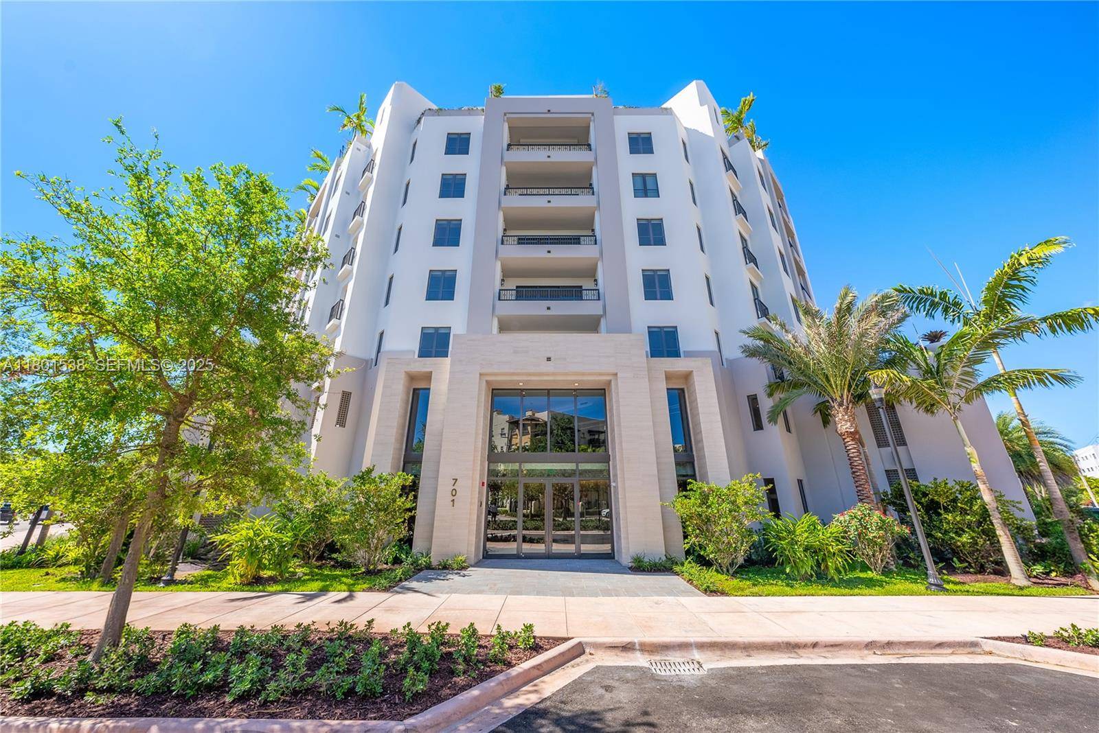 701 Valencia AveCoral Gables - Condo/Co-Op/Annual,Condo condo unit 404 - picture