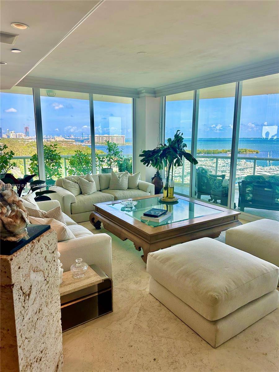 2645 S Bayshore DrMiami - Apartments-Annual,Condo condo unit 1403 - picture