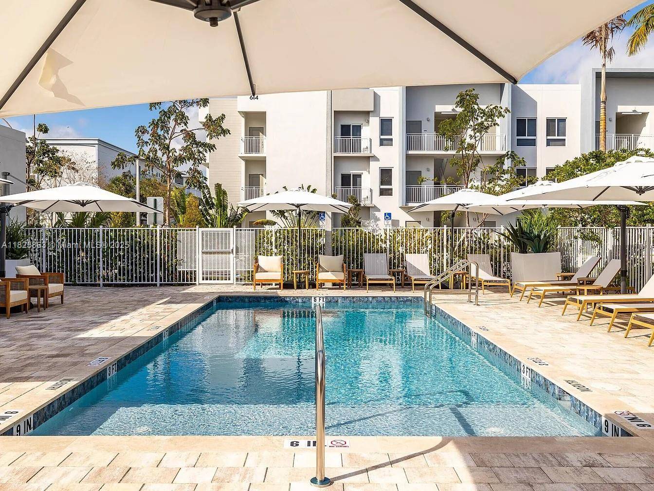 610 NE 2nd StDania Beach - Apartments-Annual,Apartment condo unit 101 - picture