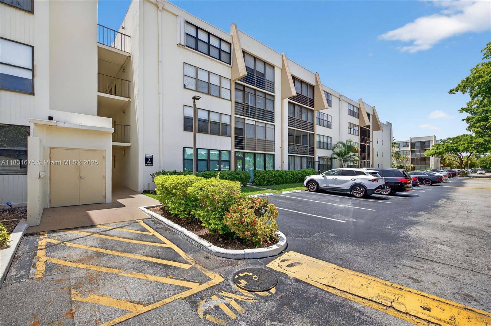 20381 NE 30th AveAventura - Condo 1-4 Stories,Condo condo unit 410-7 - picture