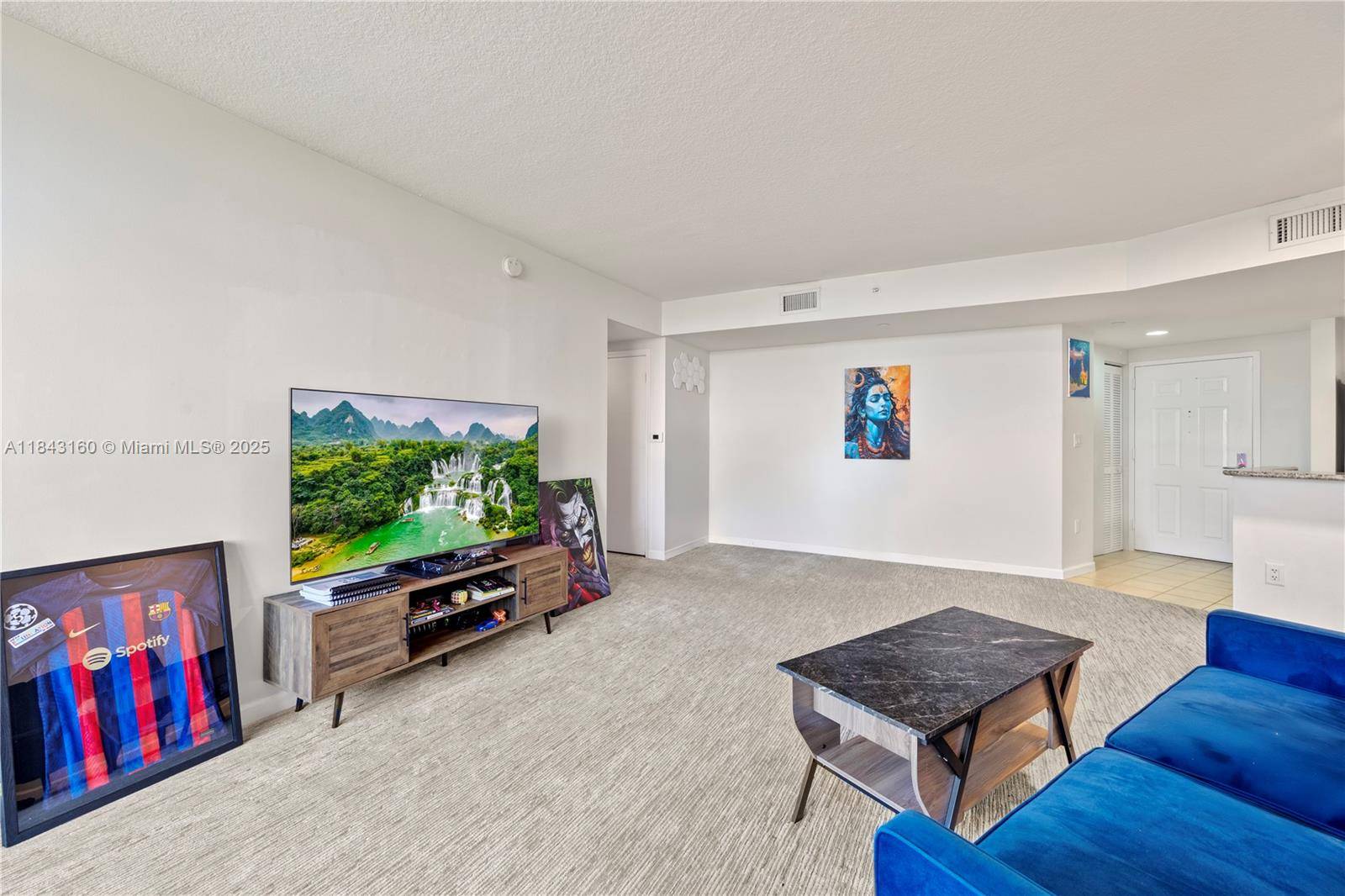 19501 W Country Club DrAventura - Condo 5+ Stories,Condo condo unit 2106 - picture