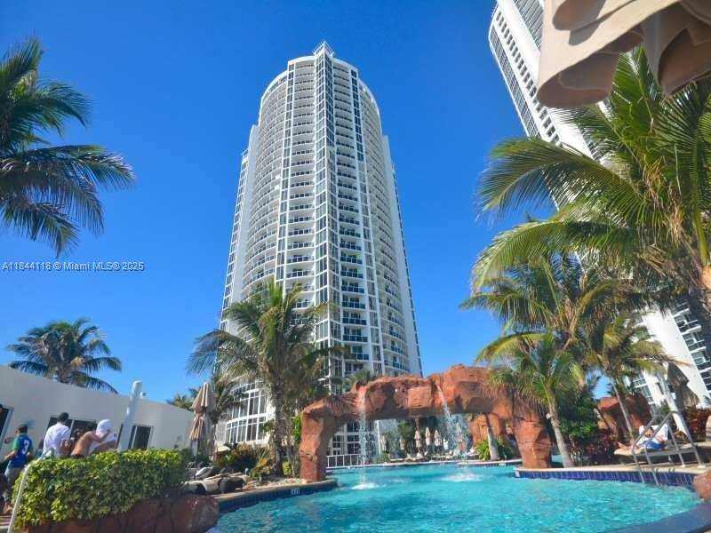 18001 Collins AveSunny Isles Beach - Condo-Hotel,Condo condo unit 1411 - picture