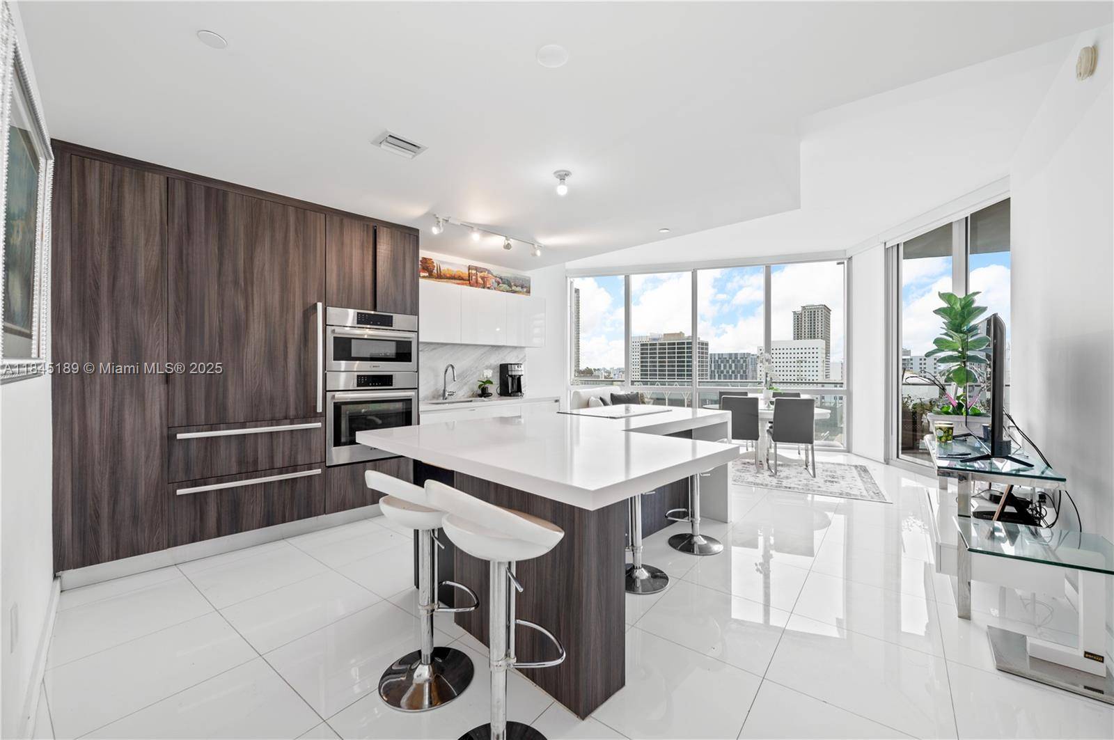 851 NE 1st AveMiami - Condo 5+ Stories,Condo condo unit 1410 - picture