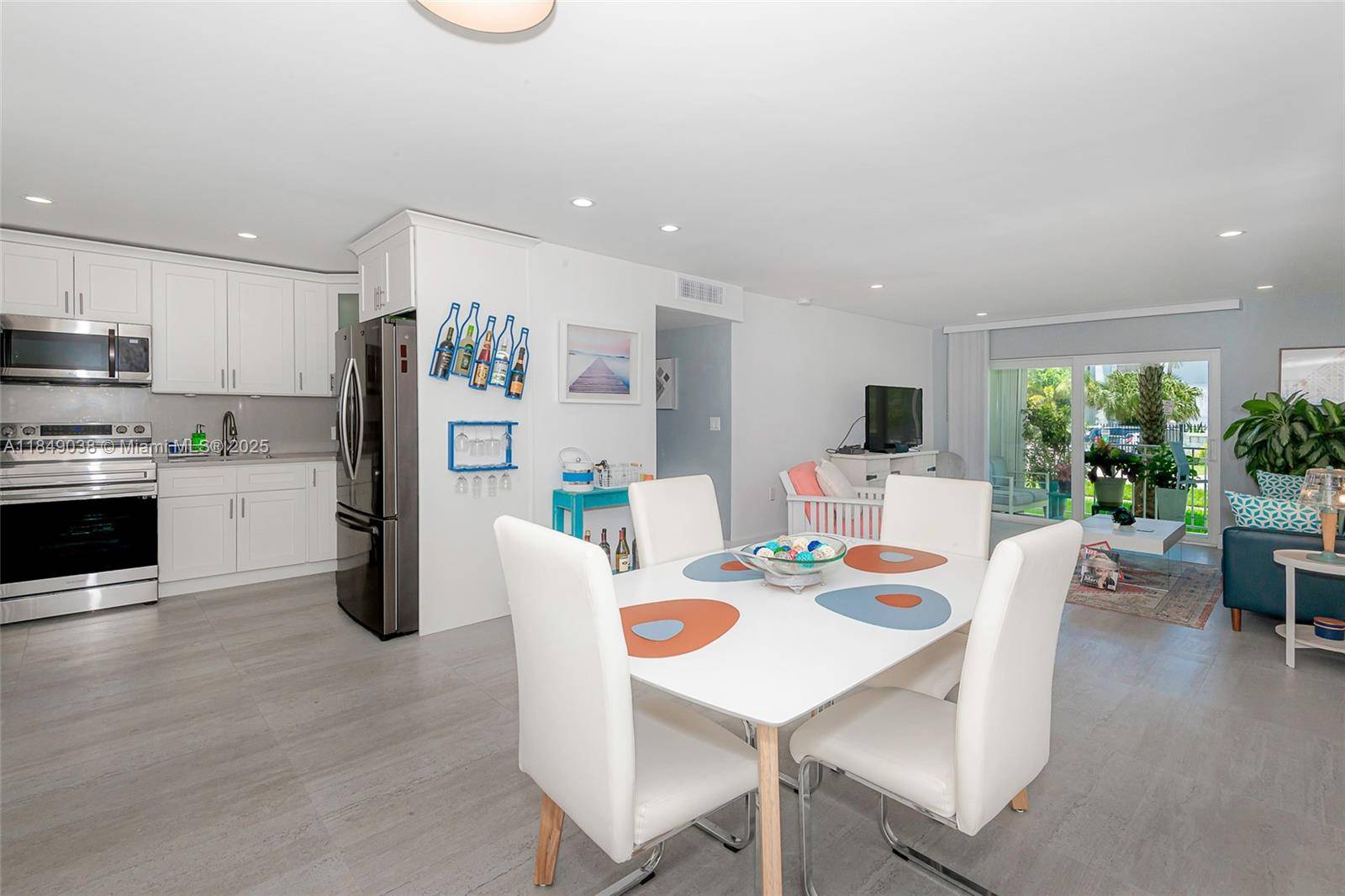 1631 NE 114th StMiami - Condo 1-4 Stories,Condo condo unit 112 - picture