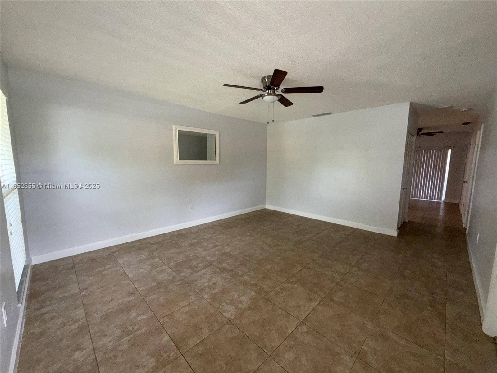 5780 SW 61st StMiami - Duplex/Tri/Quad-Annual,Multi Family condo unit 2 - picture