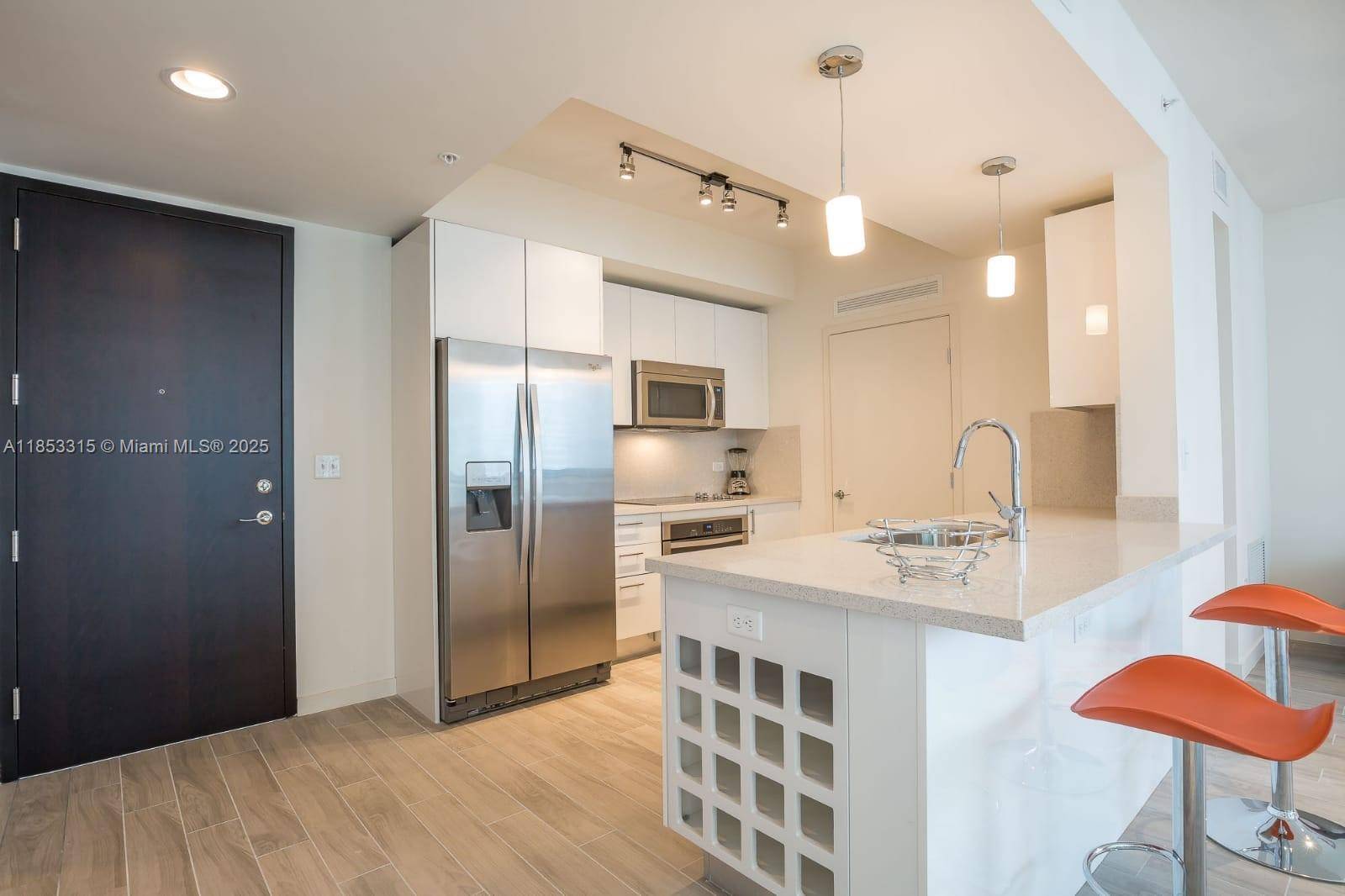 999 SW 1st AveMiami - Condo/Co-Op/Annual,Condo condo unit 1715 - picture