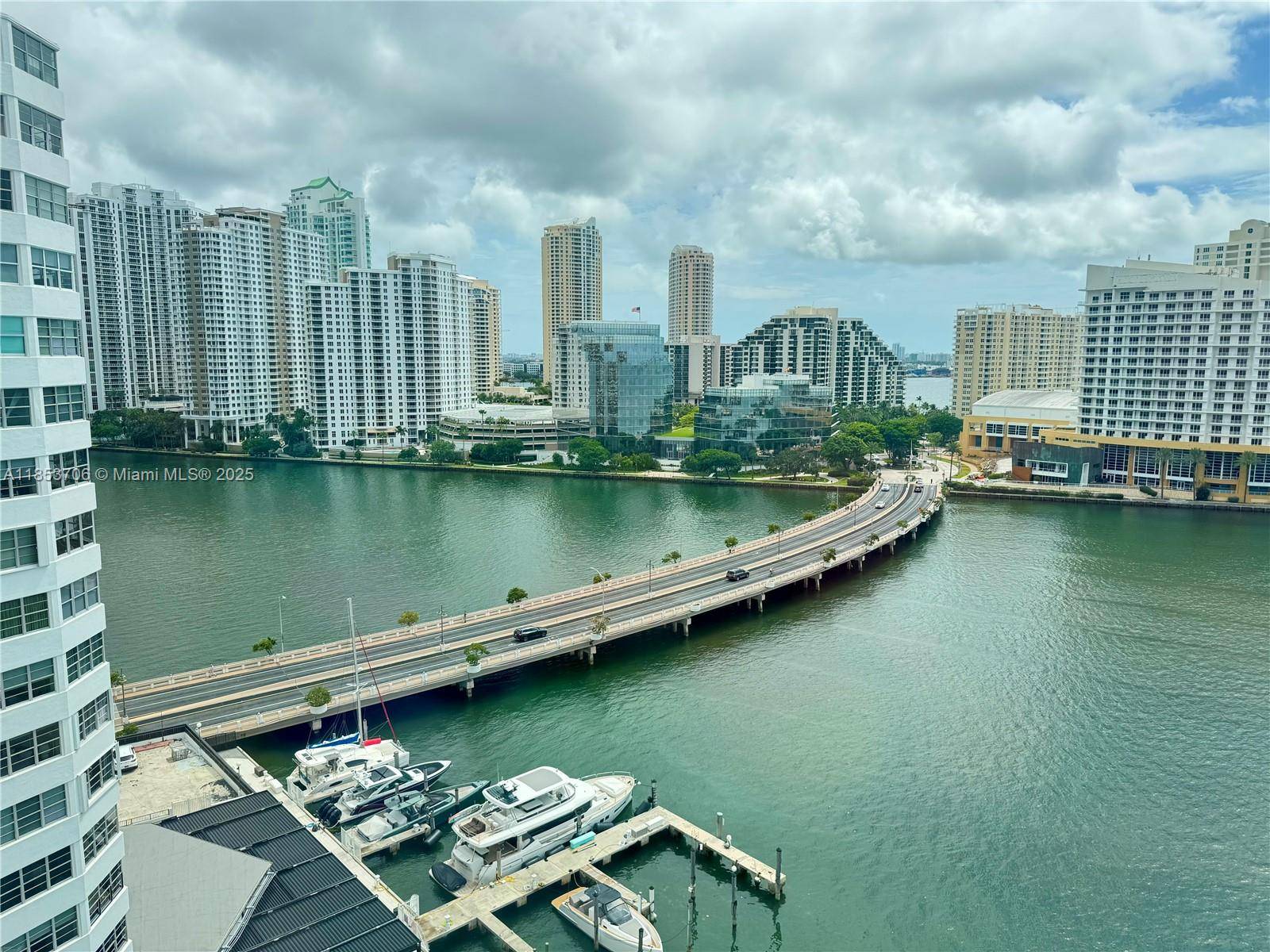 905 Brickell Bay DrMiami - Condo/Co-Op/Annual,Condo condo unit 1631 - picture