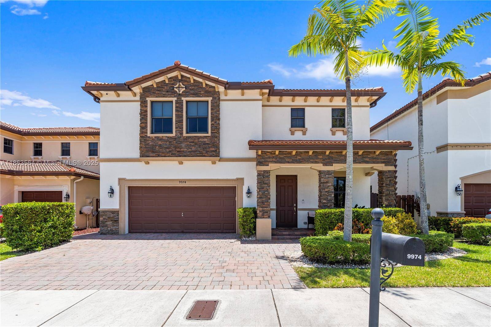 9974 NW 86th TerDoral - picture