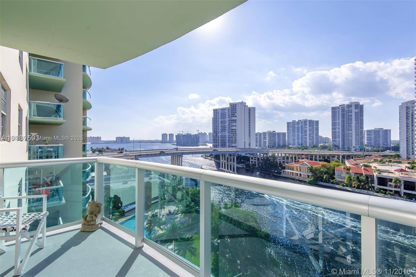 19390 Collins AveSunny Isles Beach - Condo/Co-Op/Seasonal,Condo condo unit 1121 - picture