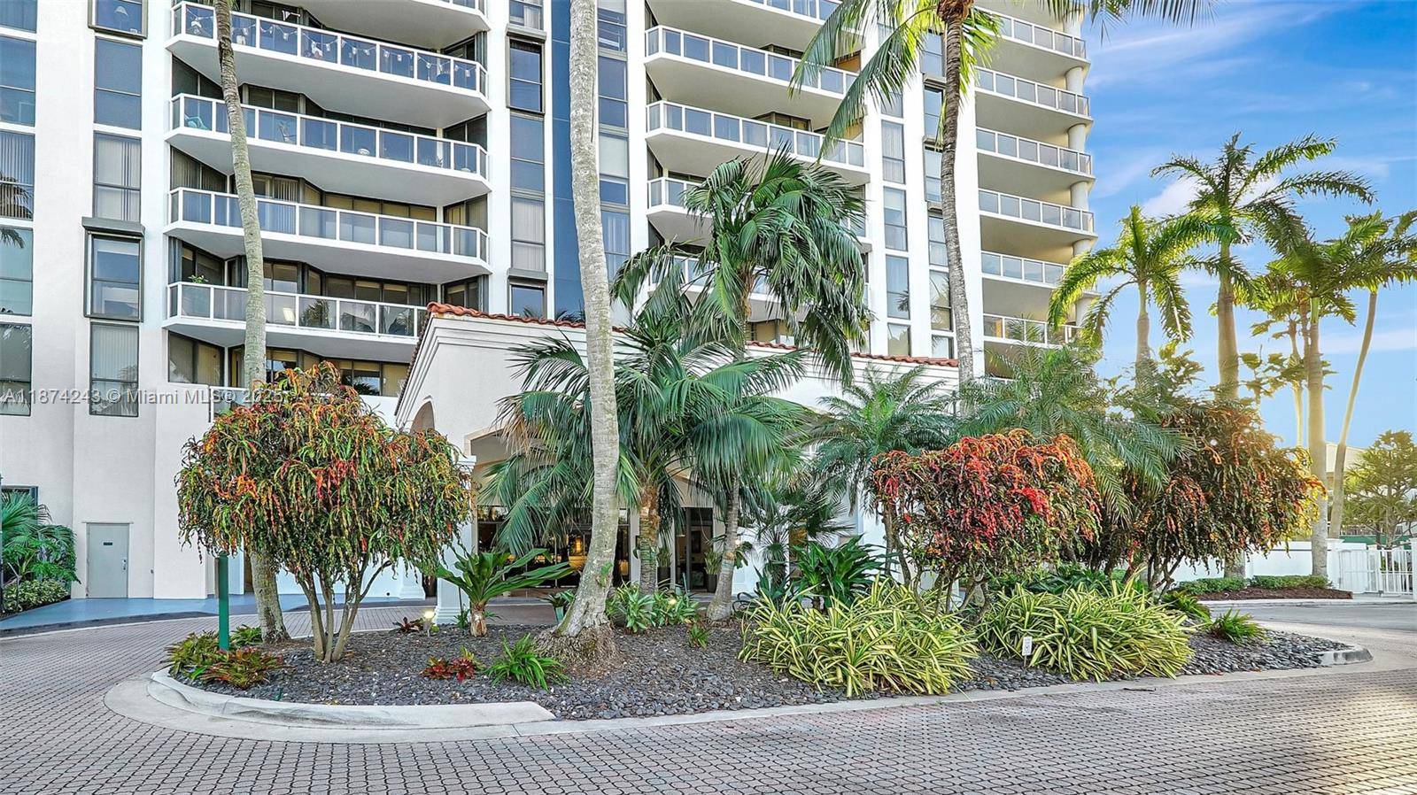 3598 Yacht Club DrAventura - Condo 5+ Stories,Condo condo unit 1901 - picture