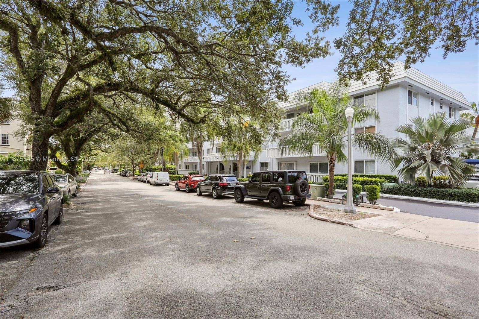 100 Edgewater DrCoral Gables - Efficiency,Condo condo unit 142 - picture