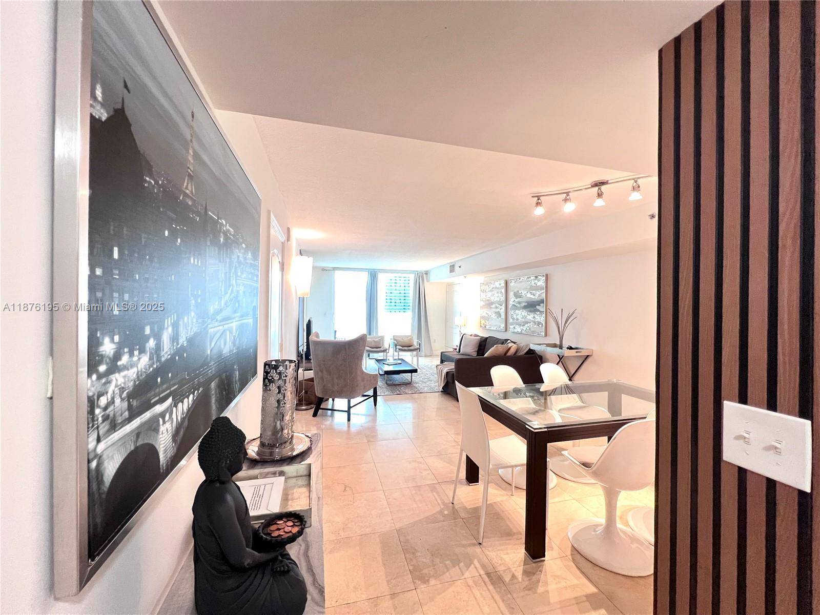 1200 Brickell Bay DrMiami - Condo/Co-Op/Seasonal,Condo condo unit 2809 - picture