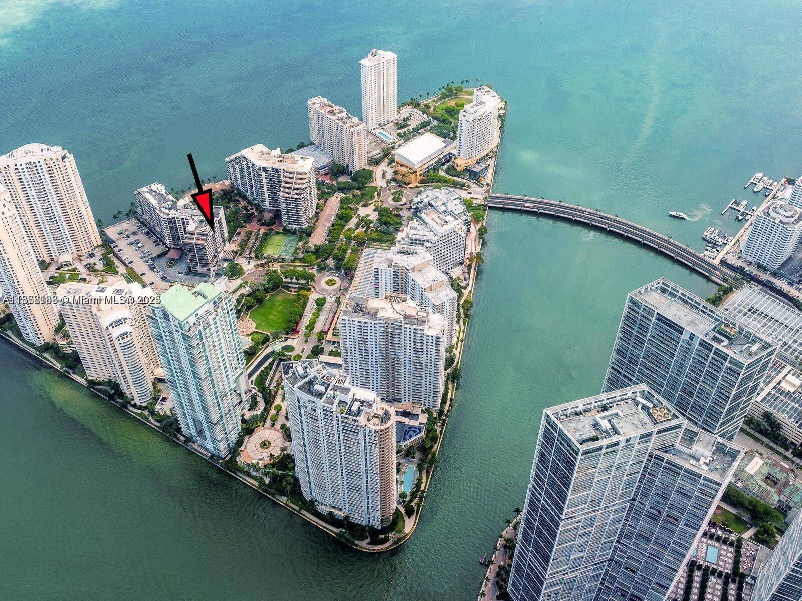 540 Brickell Key DrMiami - Condo 5+ Stories,Condo condo unit 811 - picture