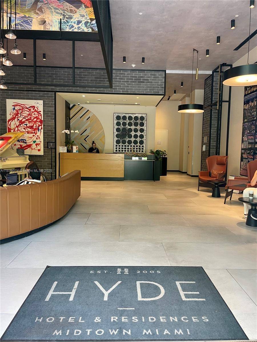 121 NE 34th StMiami - Condo/Co-Op/Annual,Condo condo unit 1215 - picture