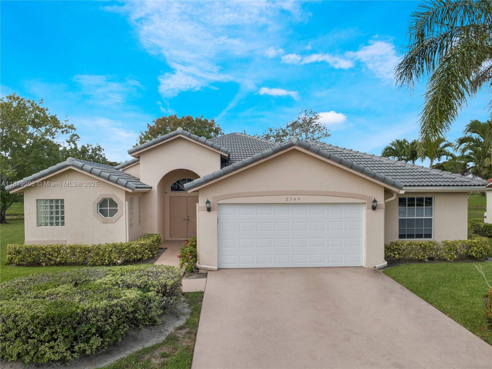 2549 Egret Lake DrGreen Acres - picture