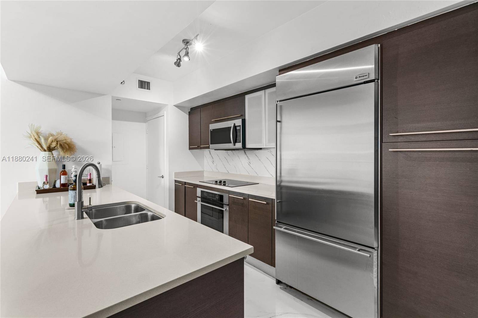 55 SE 6th StMiami - Condo 5+ Stories,Condo condo unit 1203 - picture