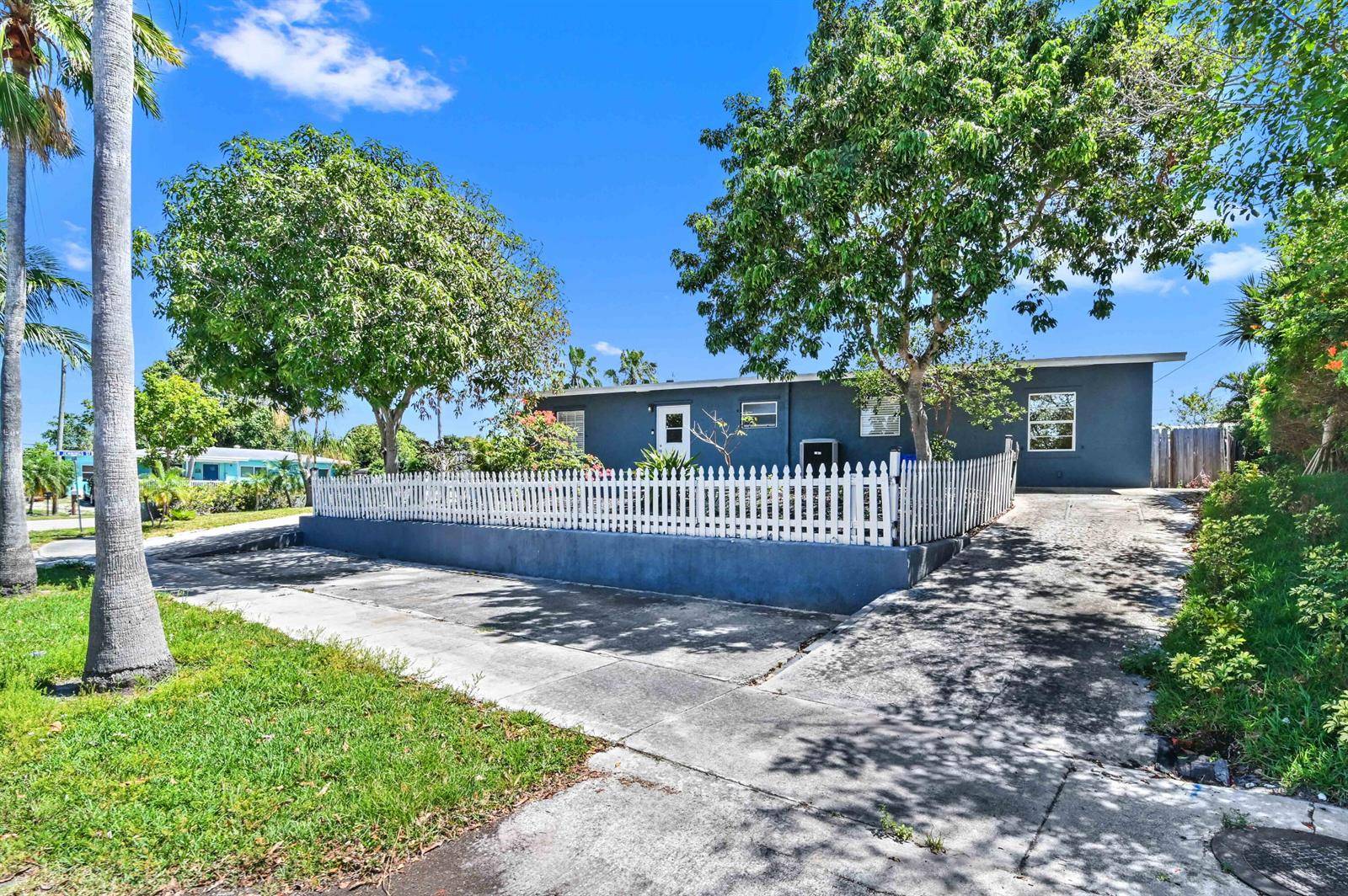 1032 W JenningsLantana - picture