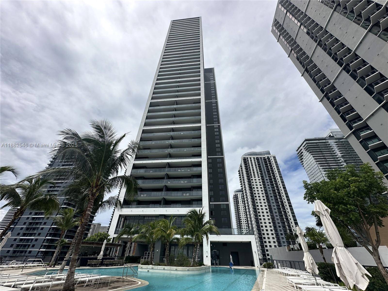 601 NE 1st AvenueMiami - Condo/Co-Op/Annual,Condo condo unit 3704 - picture