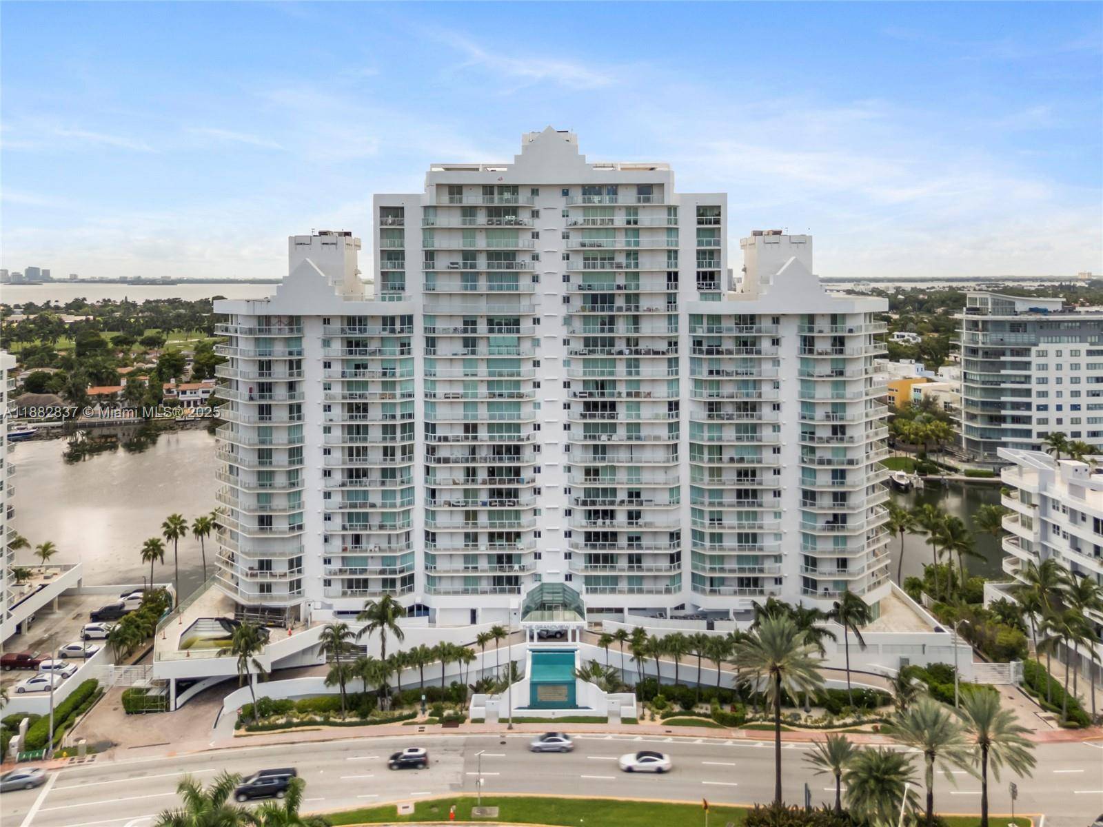 5900 Collins AveMiami Beach - Condo/Co-Op/Annual,Condo condo unit 604 - picture