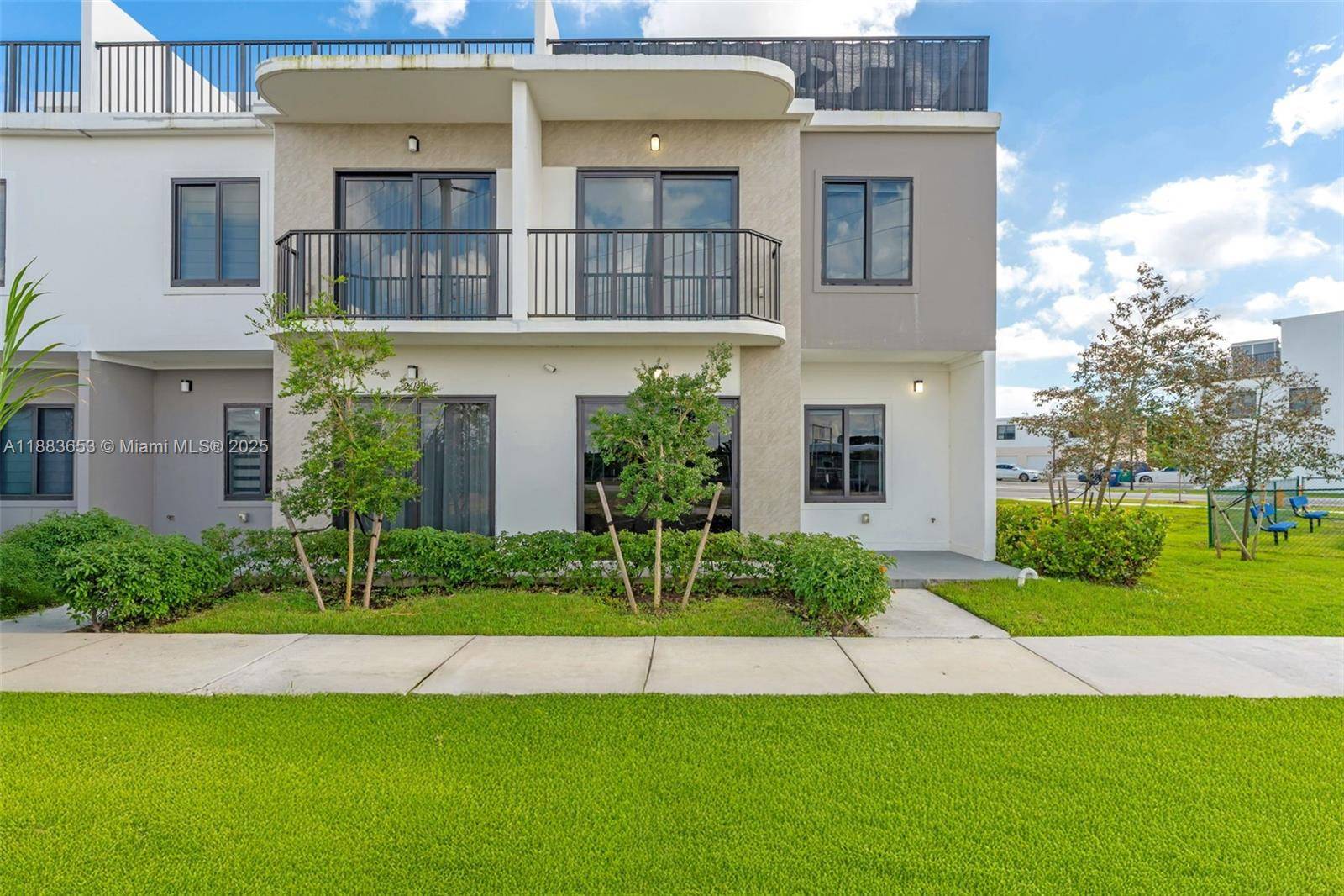 26144 SW 146th CtHomestead - picture