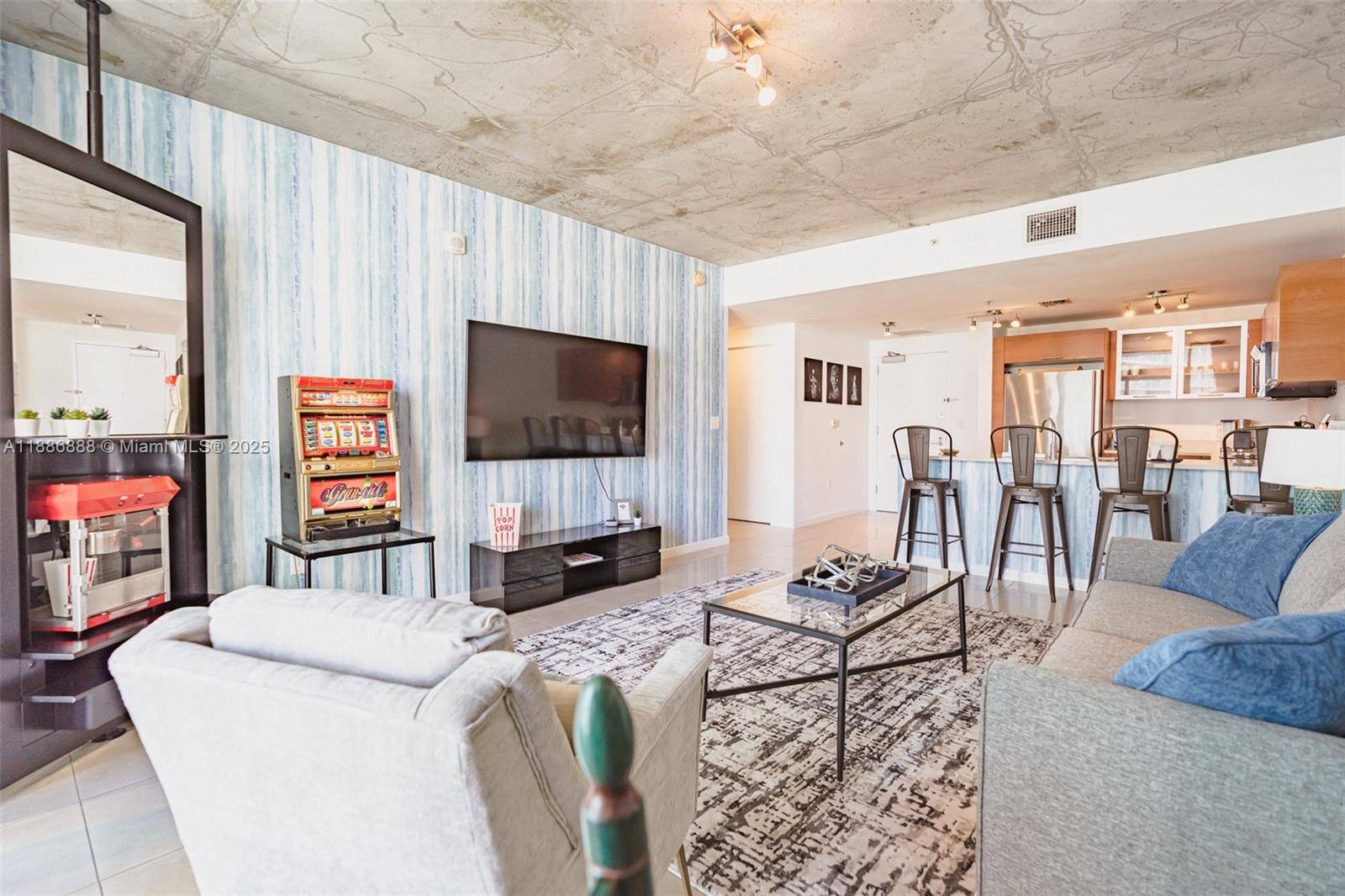 3250 NE 1st AveMiami - Condo/Co-Op/Annual,Condo condo unit 719 - picture