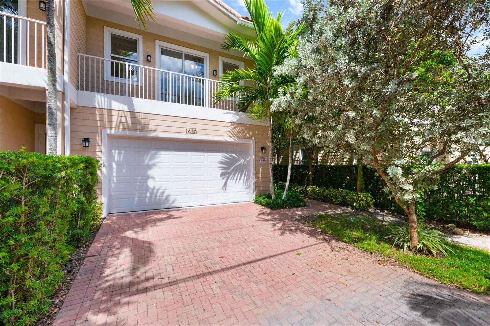 1430 SW 4thFort Lauderdale - Townhouse condo unit 1430 - picture