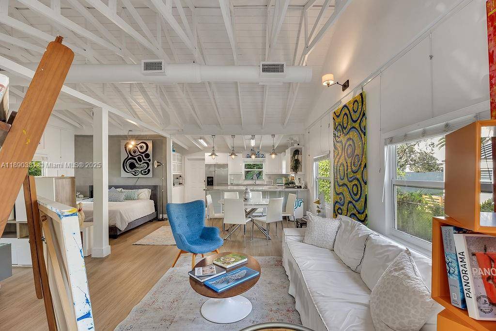 122 Florida AveCoral Gables - picture