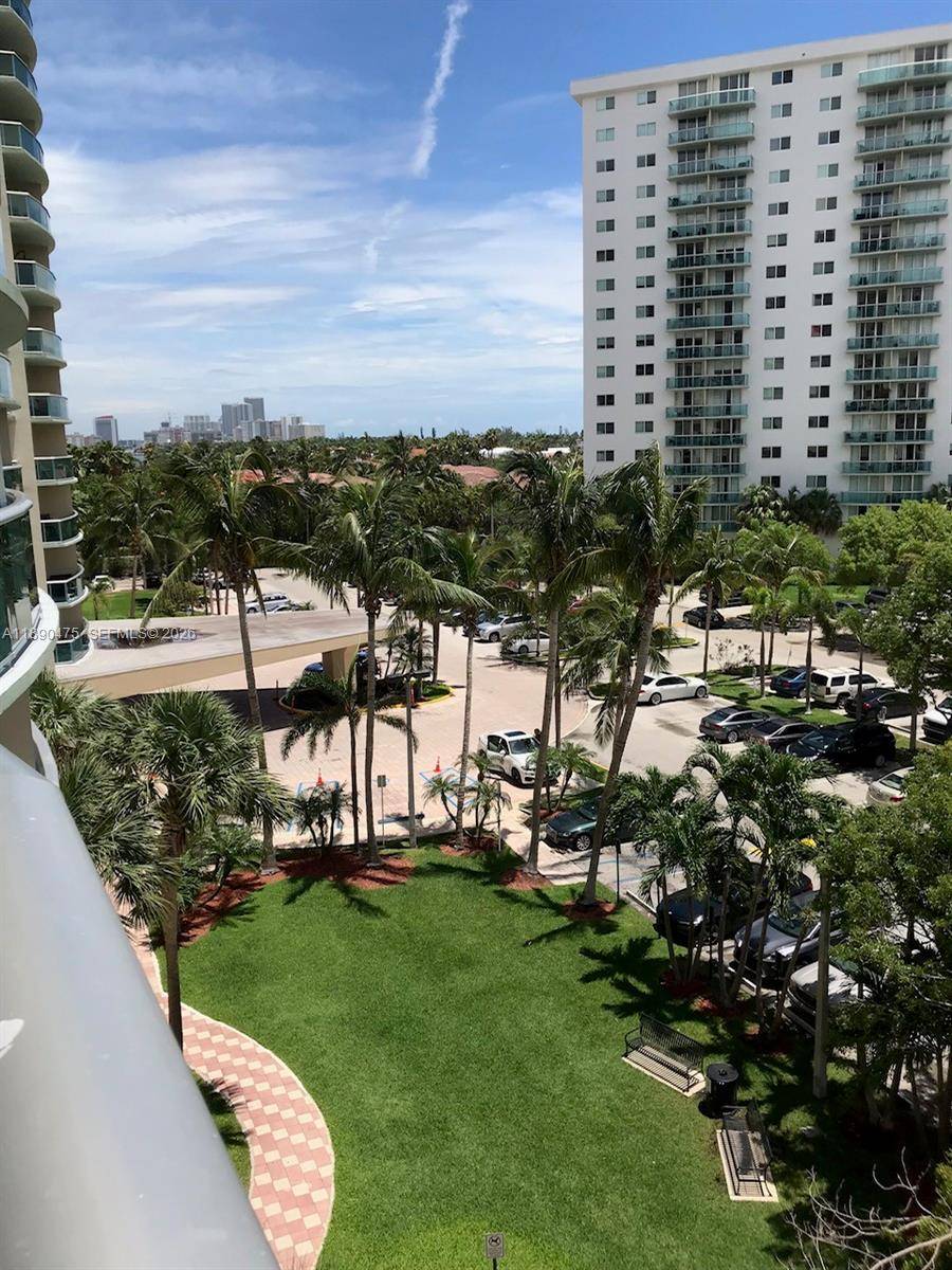 19390 Collins AveSunny Isles Beach - Condo 5+ Stories,Condo condo unit 502 - picture